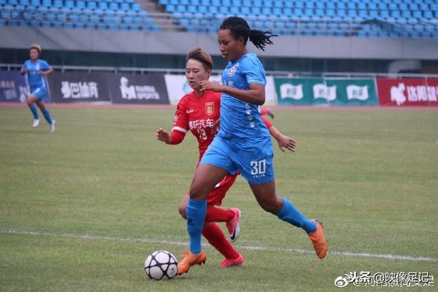 内马尔：我跟梅西说 要在世界杯半决赛或决赛击败他